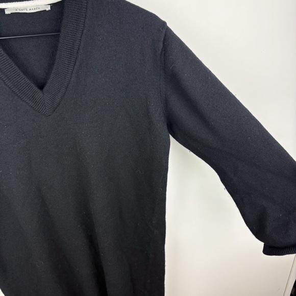 A Days March Rowan V Neck 100% Merino Wool Dress Sweater Black Small - Picture 5 of 6